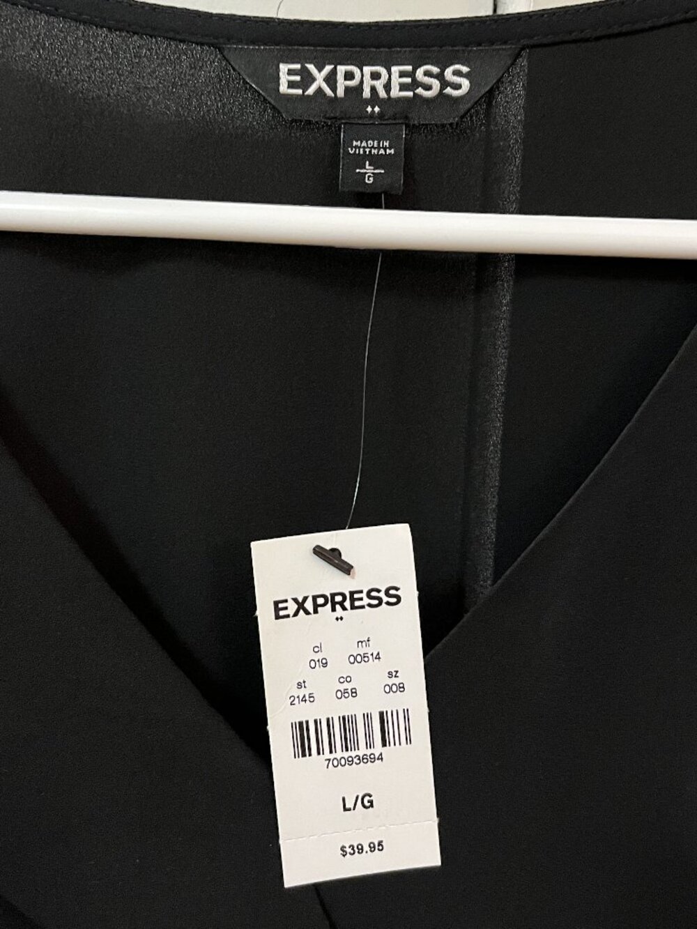 Set of 2 Women's Express Black White Sleeveless Tank Top Style Blouse Shirt Top - Picture 8 of 10